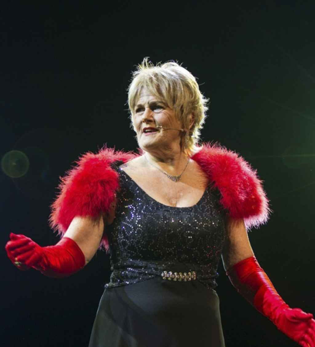 Riverlinks & Shepparton Theatre Arts Group present Showstoppers - An Afternoon Delight